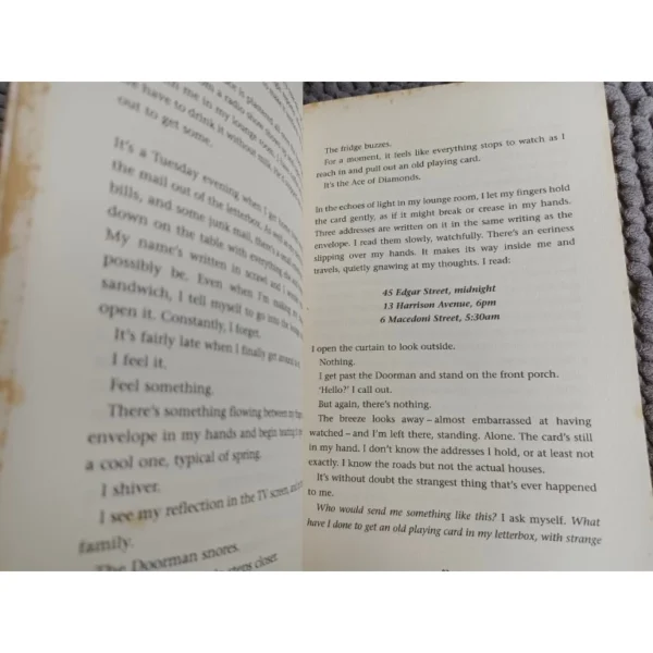 my-11134207-7qukx-lhqd5ukt86p9c2.webp I Am the Messenger by Markus Zusak Preloved Young Adult Fiction Mystery Contemporary